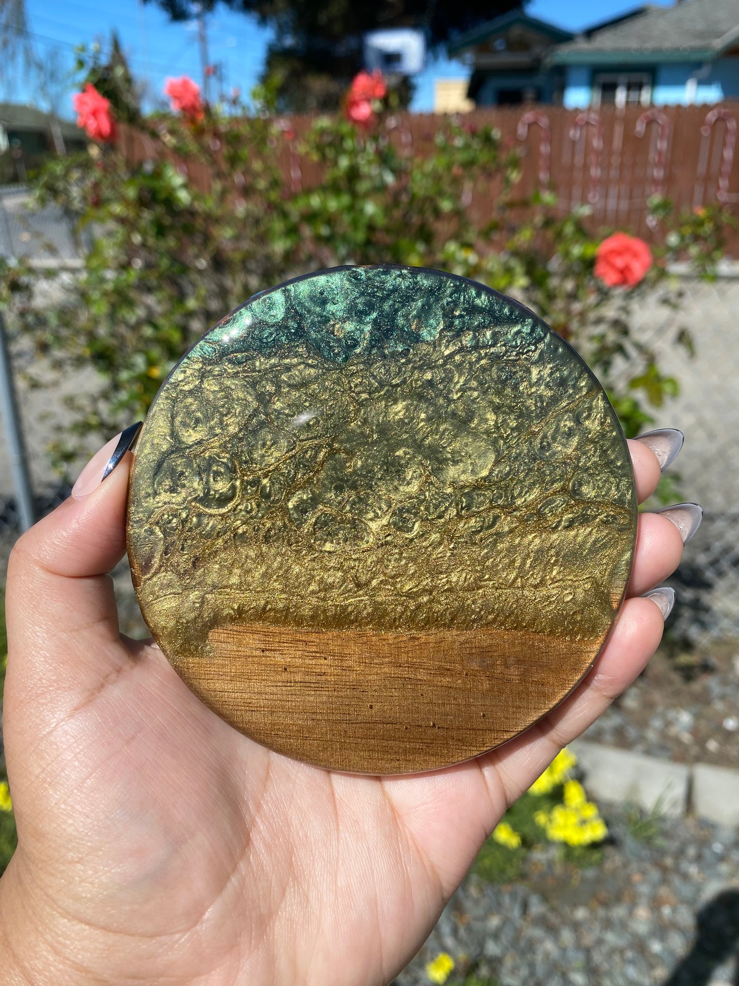 Set of 4 Green and Gold  Round Acacia Wood Coasters