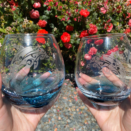 Set of 2 Dolphin Stemless Crackle Wine Glass