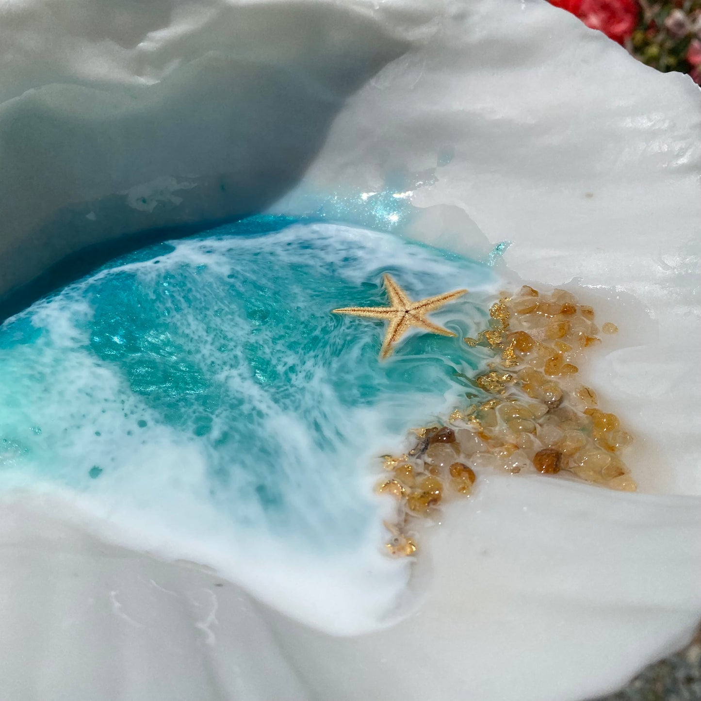 Large Clam Shell Tray